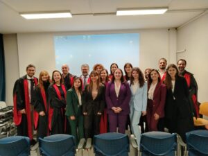le studentesse laureate in Logopedia e la commissione di laurea
