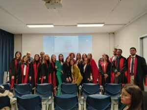le studentesse laureate in Logopedia e la commissione di laurea